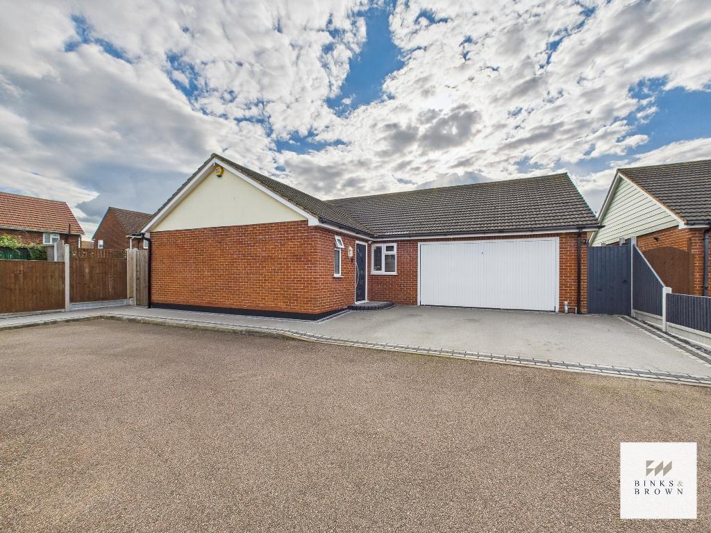 Priory Mews, Laburnum Drive, Corringham, Essex, SS17 7QN