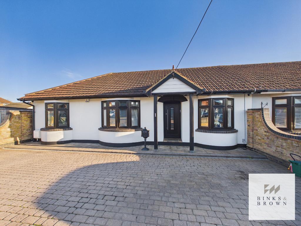 Central Avenue, Corringham, Essex, SS17 7PJ