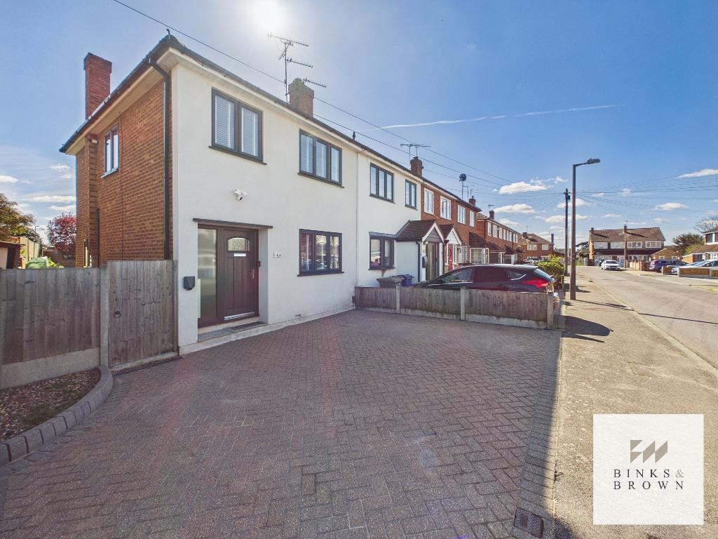 Rosevalley Crescent, Stanford Le Hope, Essex, SS17 8EH