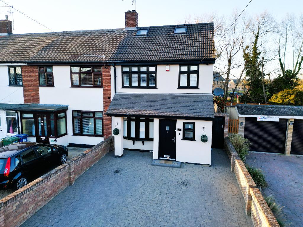 Kingsman Road, Stanford Le Hope, Essex, SS17 0JN